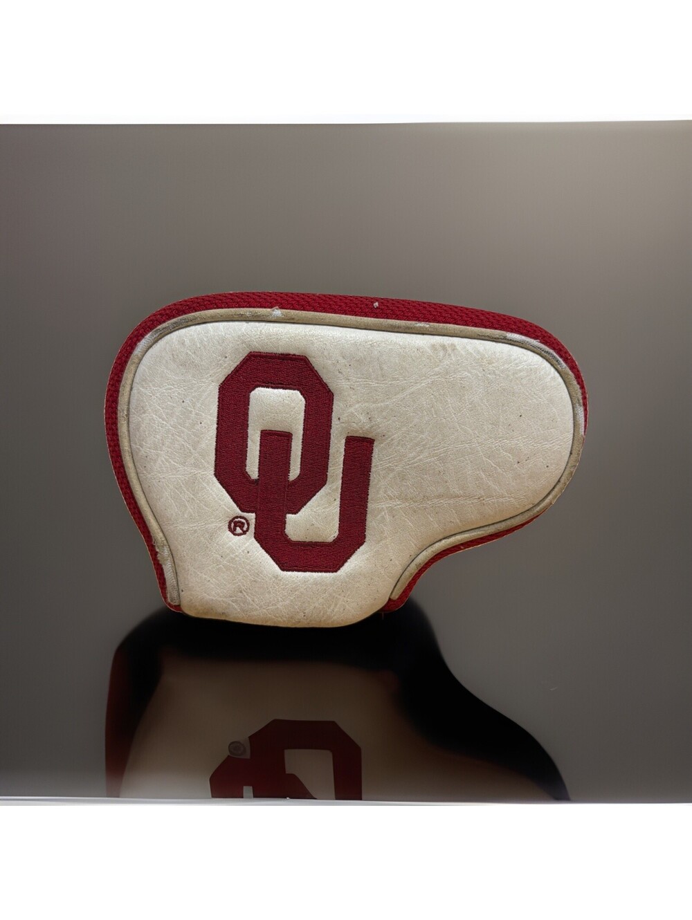 Oklahoma Sooners Putter Cover / Blade Style Putter, Red/White, with logo